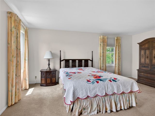 200 Orchard Creek Lane, Greece, NY 14612