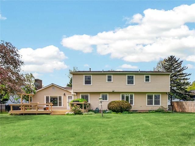 200 Orchard Creek Lane, Greece, NY 14612