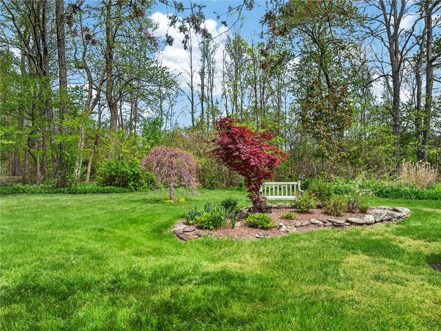 200 Orchard Creek Lane, Greece, NY 14612