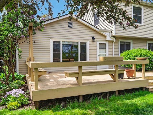 200 Orchard Creek Lane, Greece, NY 14612