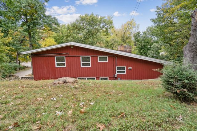 380 Indiandale Road SE, Cedar Rapids, IA 52403