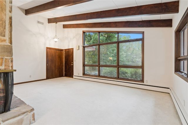 380 Indiandale Road SE, Cedar Rapids, IA 52403