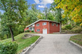 380 Indiandale Road SE, Cedar Rapids, IA 52403