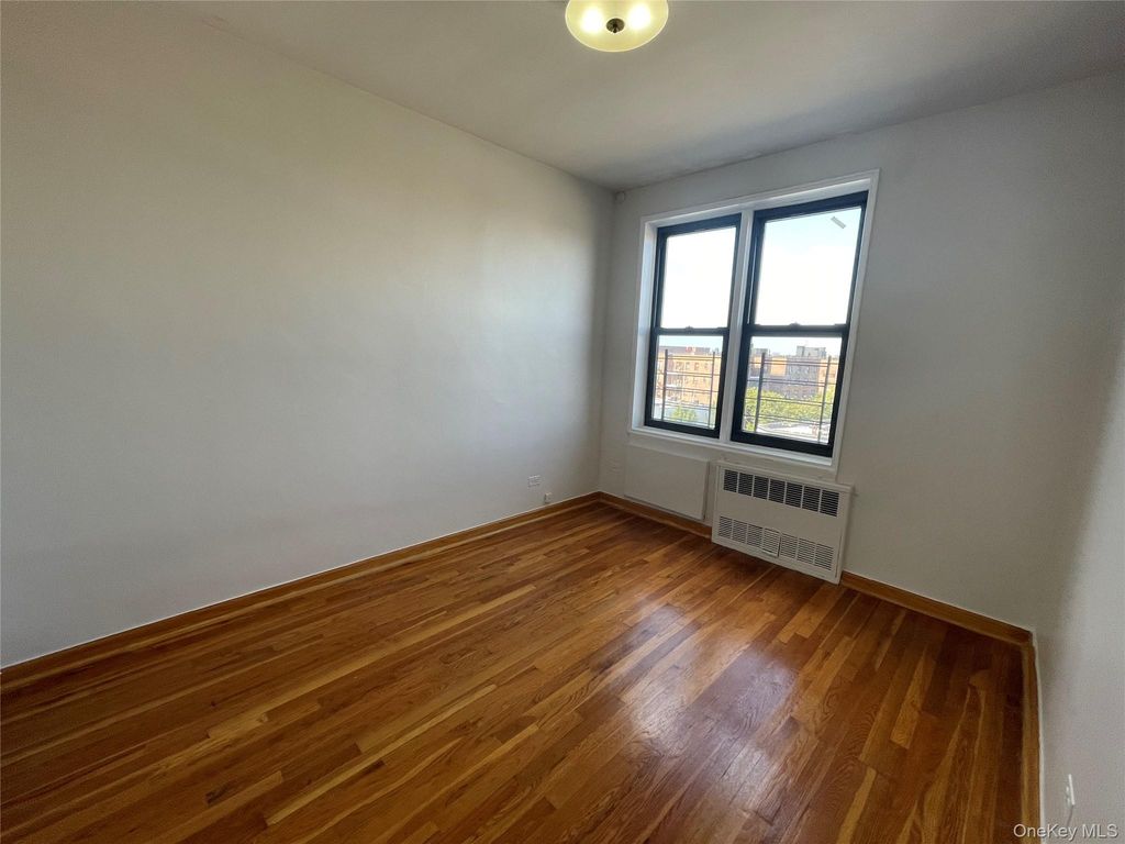 102-30 Queens Blvd 5L, Forest Hills, NY 11375 — photo 3