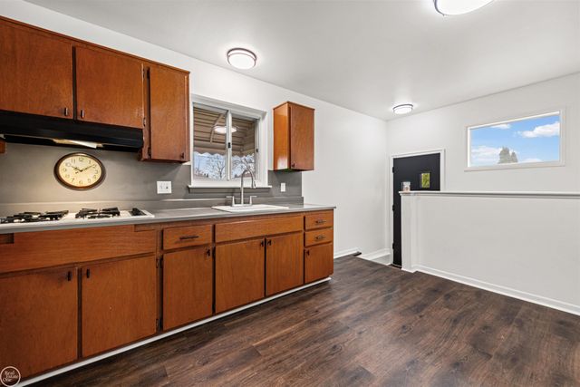 26627 Norma Street, Warren, MI 48089