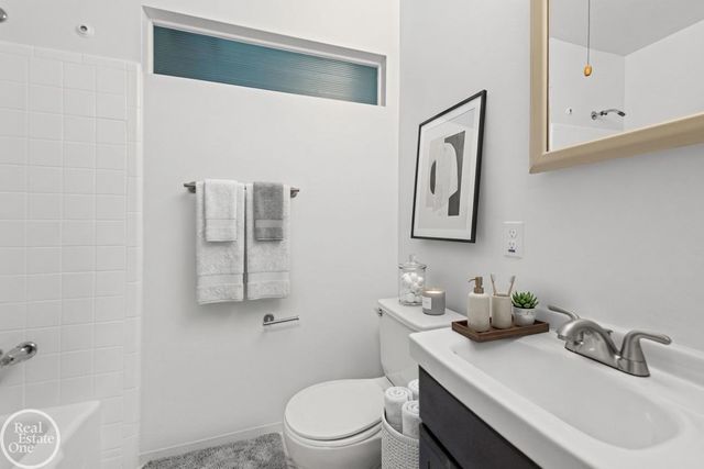 26627 Norma Street, Warren, MI 48089