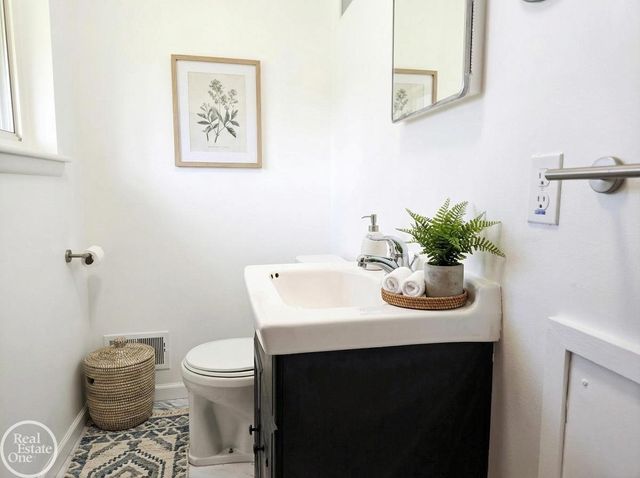 26627 Norma Street, Warren, MI 48089