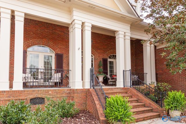 3104 Chamlee Place, Owens Cross Roads, AL 35763