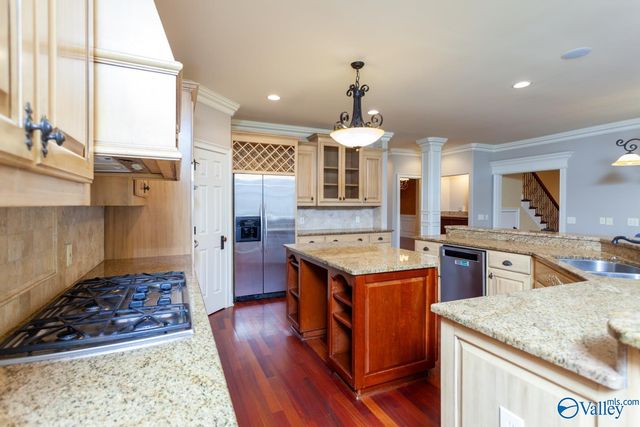 3104 Chamlee Place, Owens Cross Roads, AL 35763