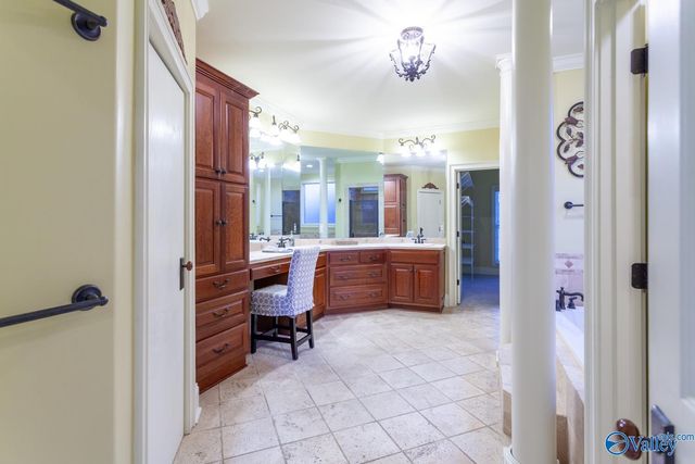 3104 Chamlee Place, Owens Cross Roads, AL 35763