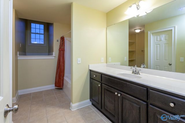 3104 Chamlee Place, Owens Cross Roads, AL 35763