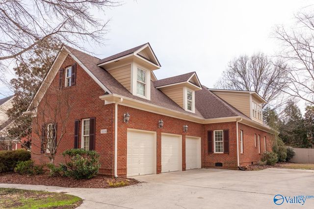 3104 Chamlee Place, Owens Cross Roads, AL 35763