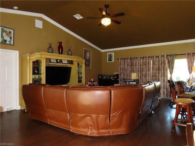 802 Felix AVE N, Lehigh Acres, FL 33971