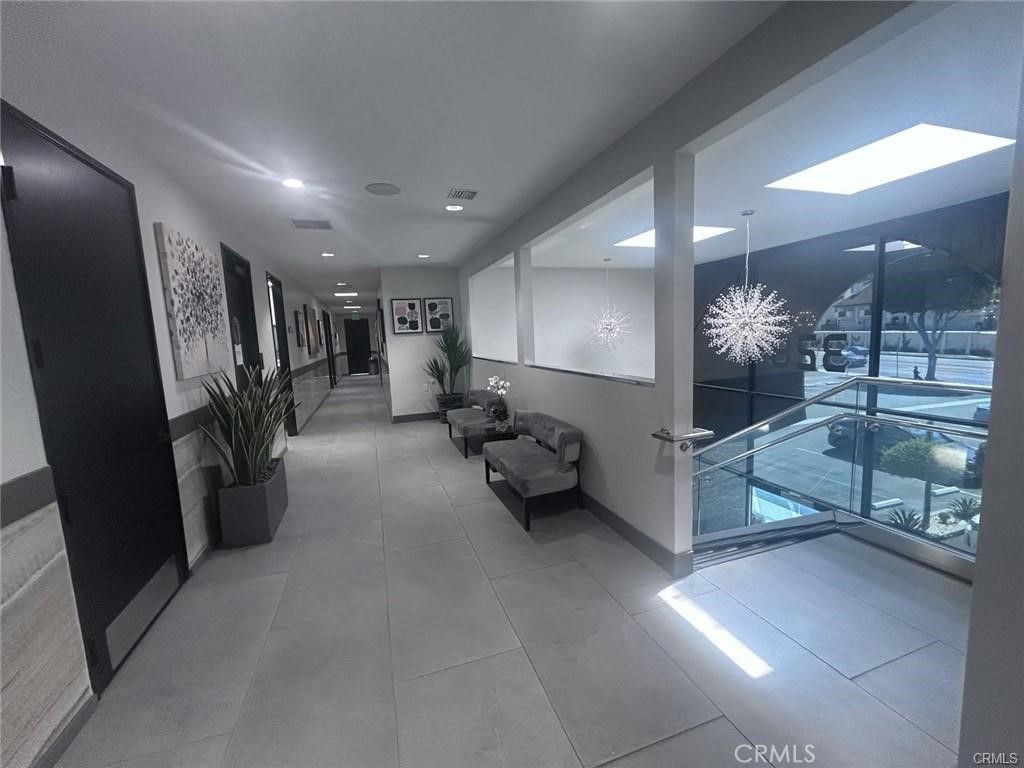 328 S Atlantic Boulevard 205, Monterey Park, CA 91754 — photo 2