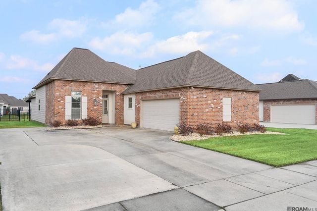 43306 Pond View Dr, Prairieville, LA 70769