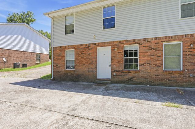705 Peachers Dr Apt C, Clarksville, TN 37042