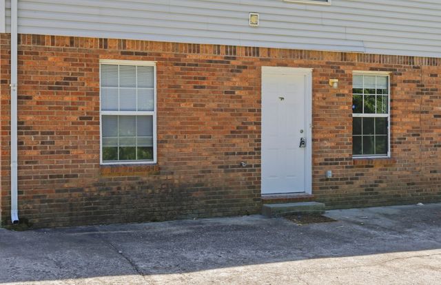 705 Peachers Dr Apt C, Clarksville, TN 37042