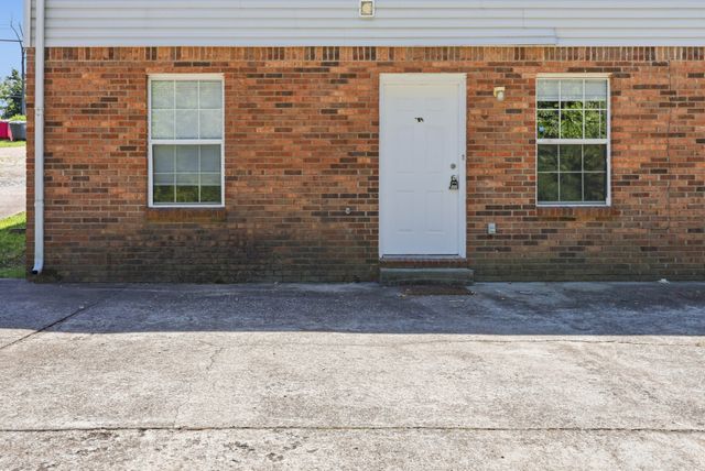705 Peachers Dr Apt C, Clarksville, TN 37042