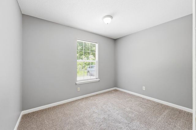 705 Peachers Dr Apt C, Clarksville, TN 37042