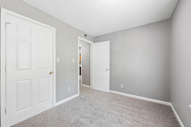 705 Peachers Dr Apt C, Clarksville, TN 37042