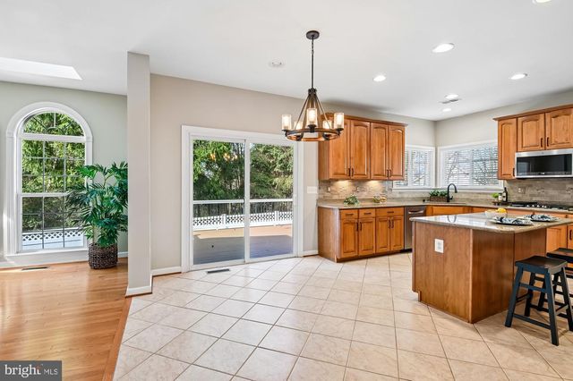 614 CRAWFORDS RIDGE RD, Odenton, MD 21113