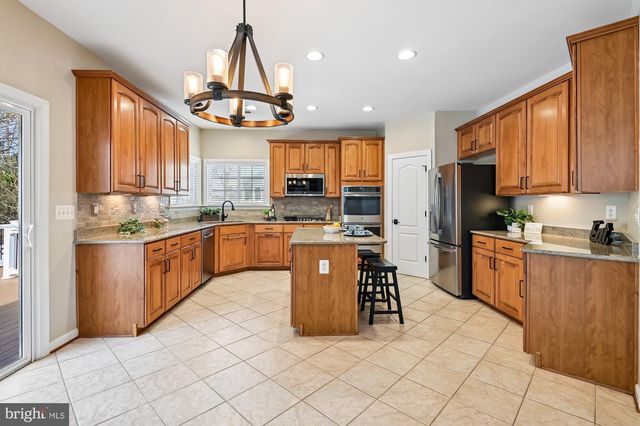 614 CRAWFORDS RIDGE RD, Odenton, MD 21113