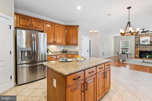 614 CRAWFORDS RIDGE RD, Odenton, MD 21113