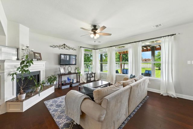316 Caraway, Kyle, TX 78640