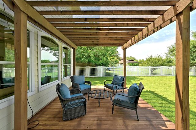 316 Caraway, Kyle, TX 78640