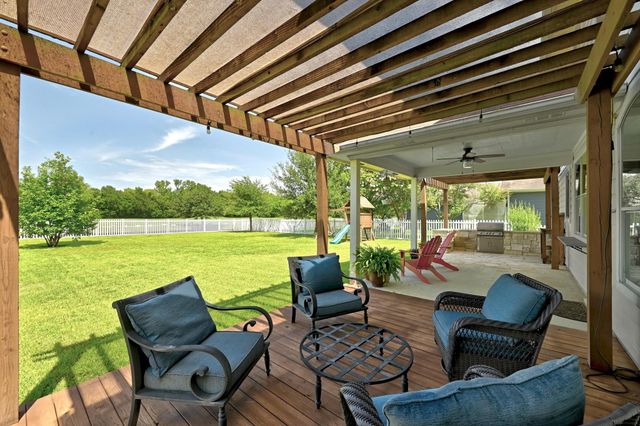 316 Caraway, Kyle, TX 78640