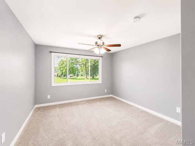 13819 State Route 21, De Soto, MO 63020