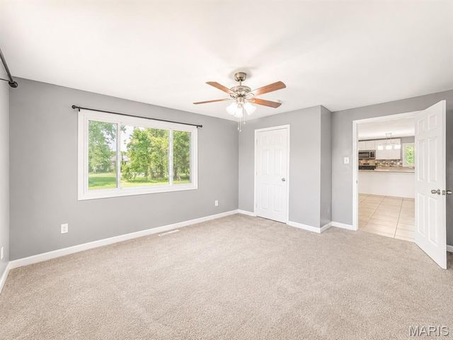 13819 State Route 21, De Soto, MO 63020