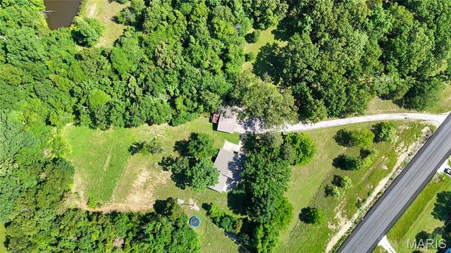 13819 State Route 21, De Soto, MO 63020
