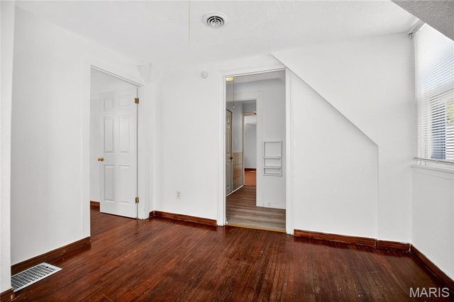 4416 S Spring Avenue, St Louis, MO 63116