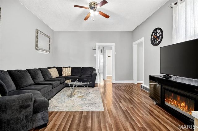 4416 S Spring Avenue, St Louis, MO 63116