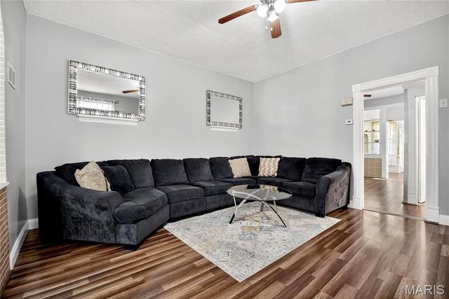 4416 S Spring Avenue, St Louis, MO 63116