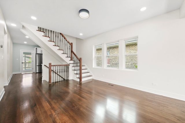 2822 N Keating Avenue, Chicago, IL 60641