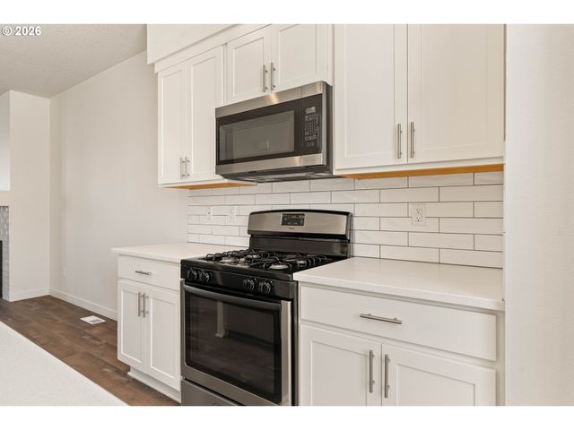 3850 Sw EKIN Ter, Beaverton, OR 97078