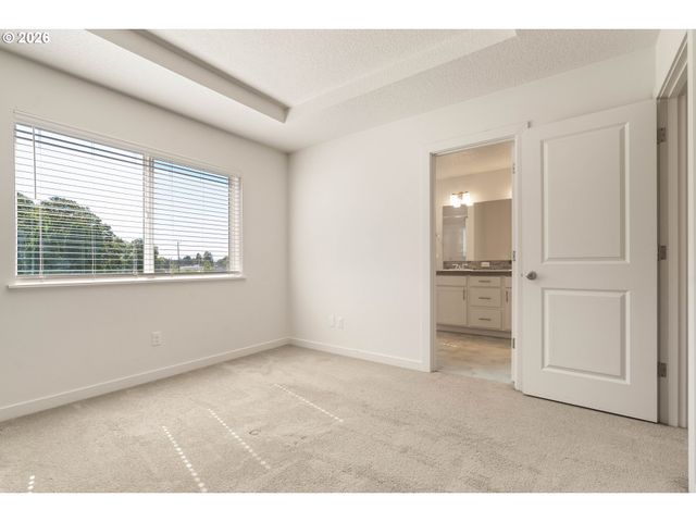 3850 Sw EKIN Ter, Beaverton, OR 97078