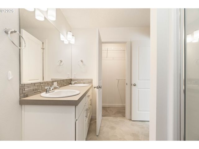 3850 Sw EKIN Ter, Beaverton, OR 97078