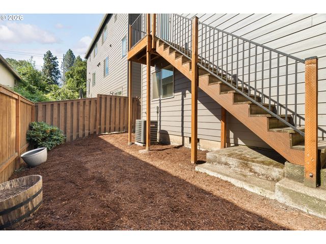 3850 Sw EKIN Ter, Beaverton, OR 97078