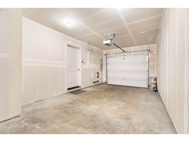 3850 Sw EKIN Ter, Beaverton, OR 97078