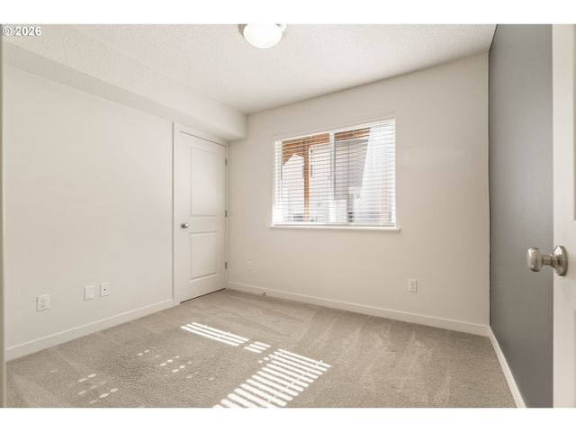 3850 Sw EKIN Ter, Beaverton, OR 97078