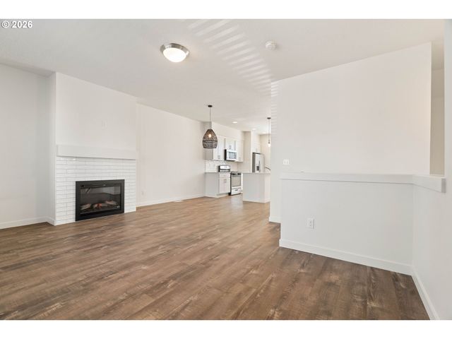 3850 Sw EKIN Ter, Beaverton, OR 97078