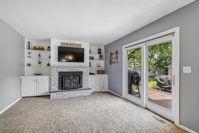 4113 83rd Street, Urbandale, IA 50322