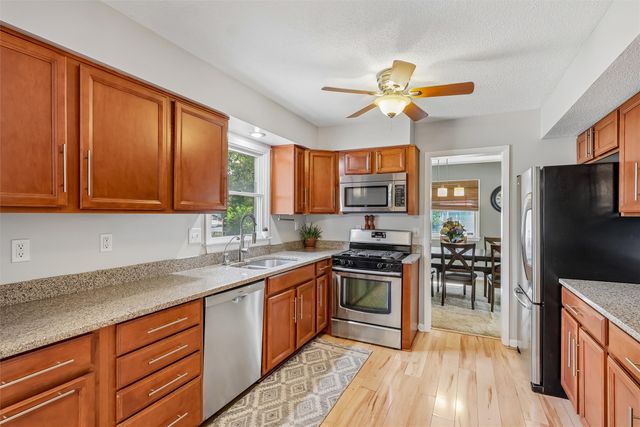 4113 83rd Street, Urbandale, IA 50322