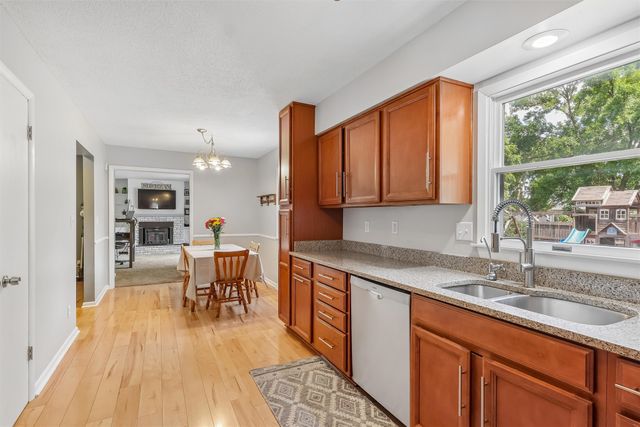 4113 83rd Street, Urbandale, IA 50322