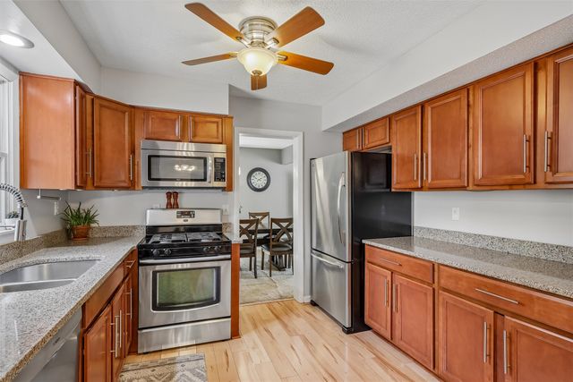 4113 83rd Street, Urbandale, IA 50322