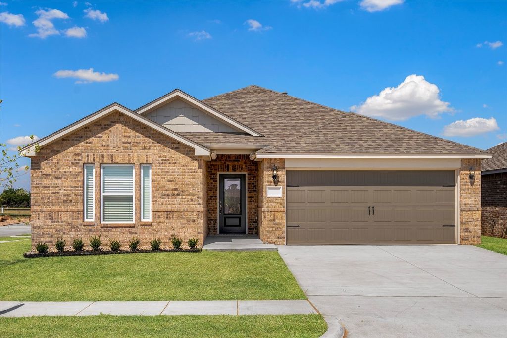 5424 Mac Road, Tuttle, OK 73089