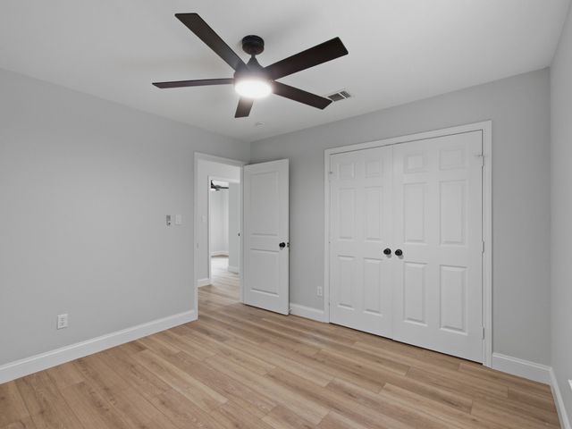 105 E Foggle Street, Athens, TX 75751